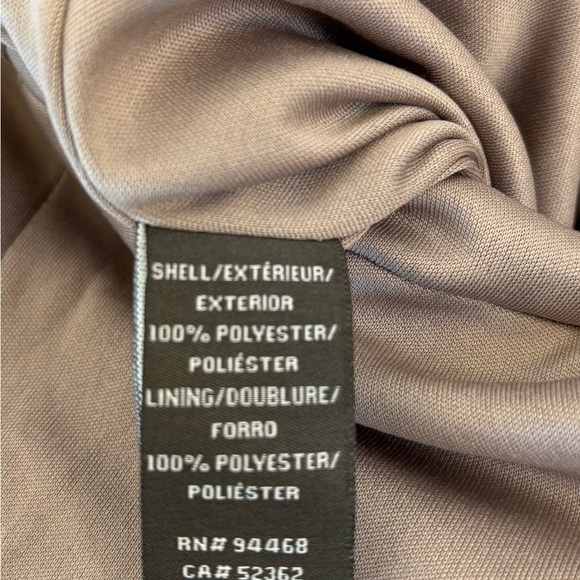 Vera Wang Sequined Boat Neck Gown Cap Sleeves Elegant Sparkle Prom Pewter 6 - Picture 11 of 12